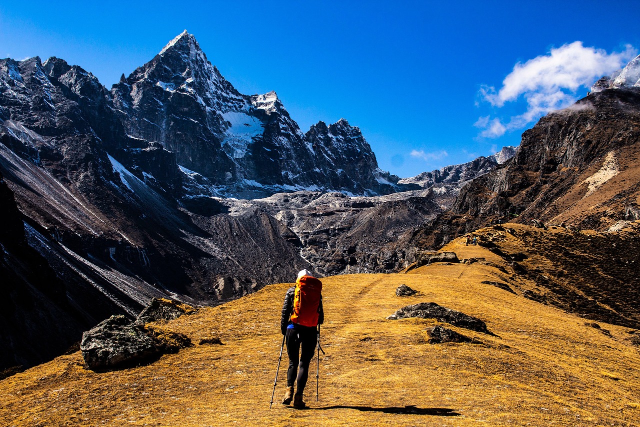 Trail Etiquette: Sharing the Path Without the Awkwardness